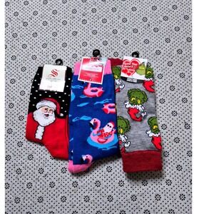 NWT 3 Pairs Novelty Christmas‎ Socks Santa Flamingo Grinch Adult Crew